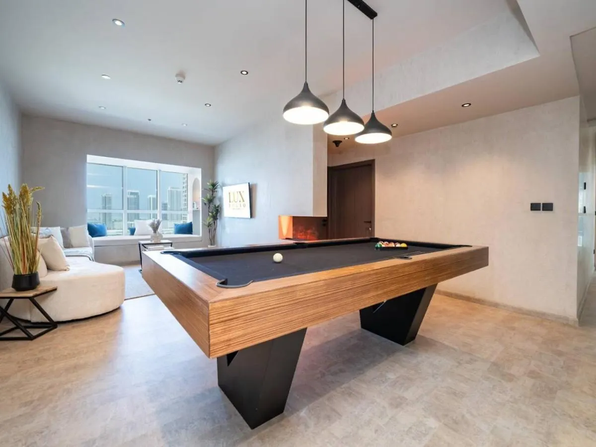 Upgraded Stylish Living With Private Steam Room Dubai 0*,