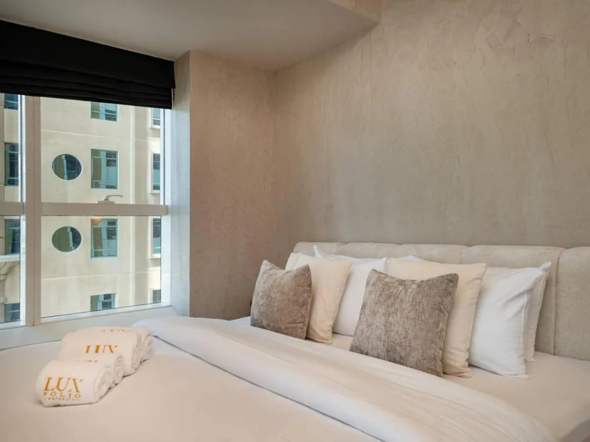 Apartment Upgraded Stylish Living With Private Steam Room Dubai