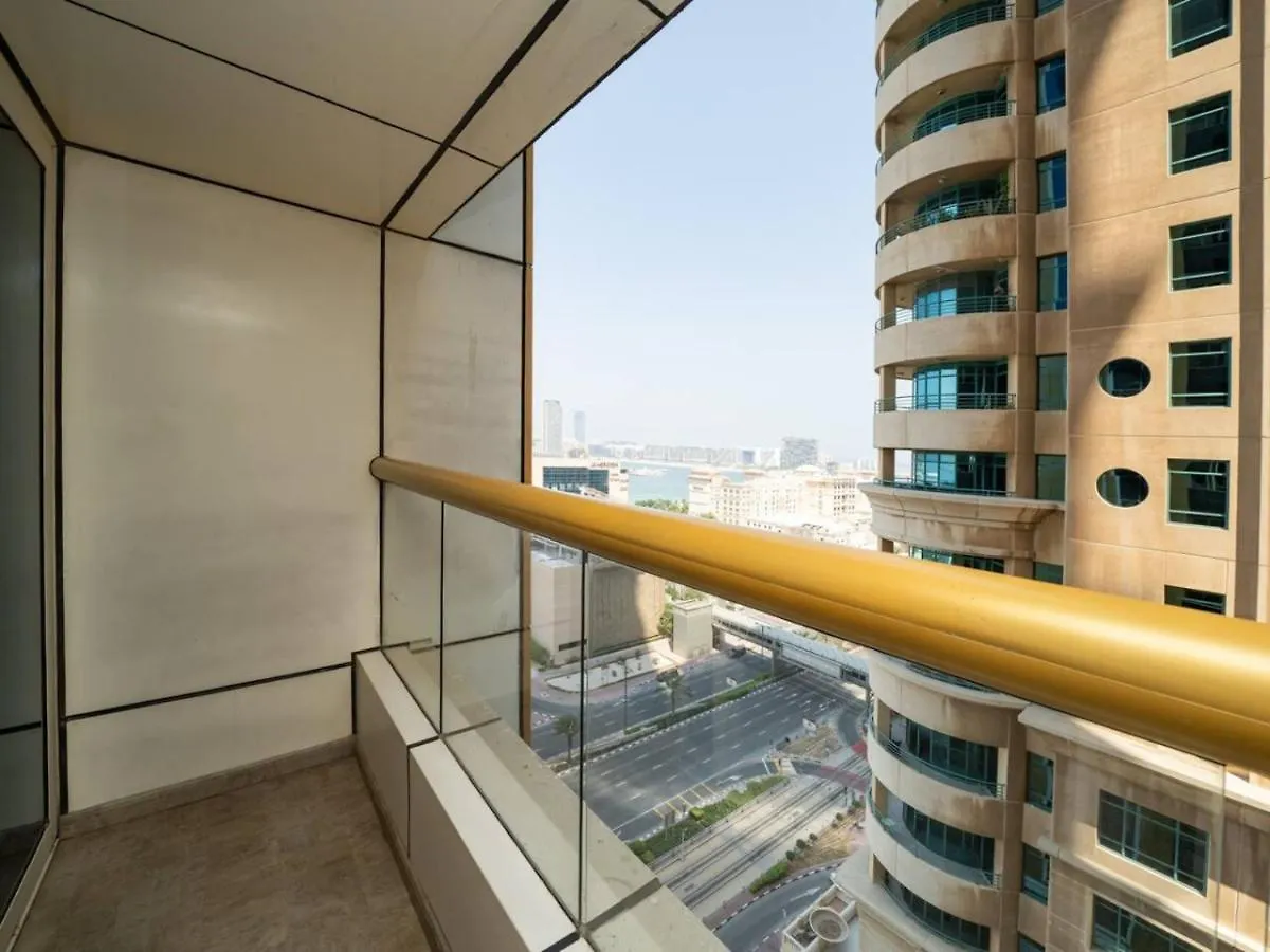 Upgraded Stylish Living With Private Steam Room Dubai Apartment
